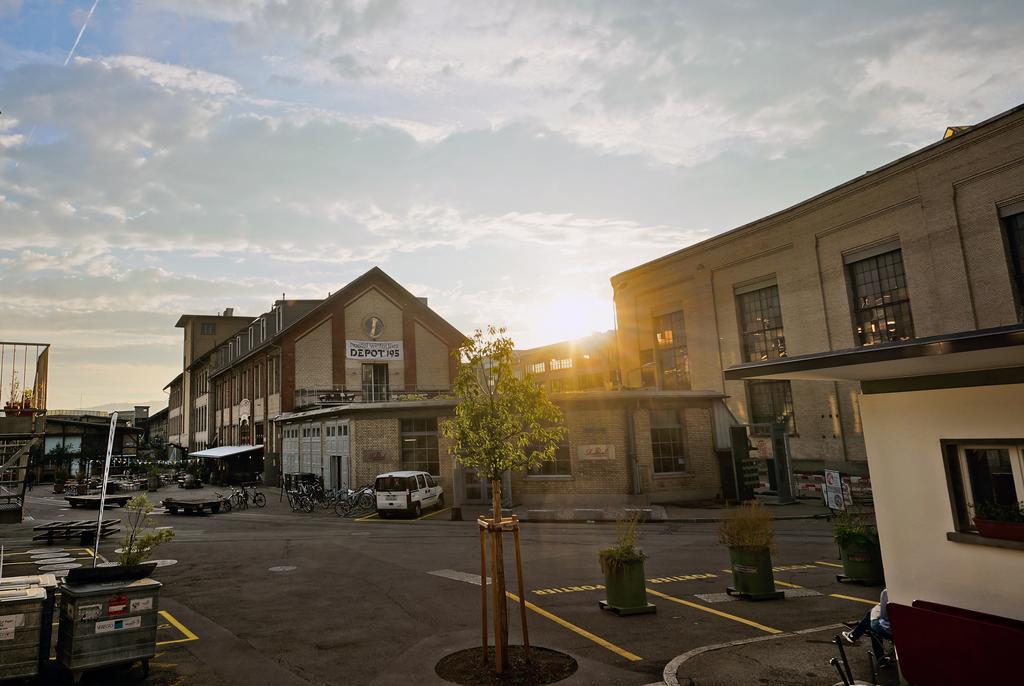 Depot 195 - Hostel Winterthur Exterior photo